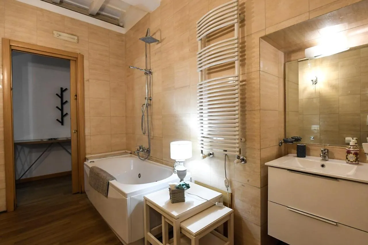 Castel Sant'Angelo Apartments - Exclusive & Luxury Rome