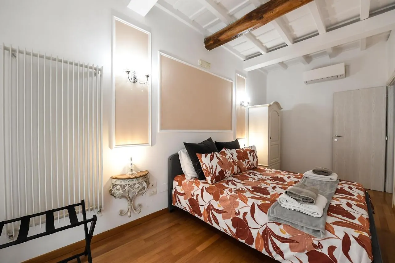 Castel Sant'Angelo Apartments - Exclusive & Luxury Rome
